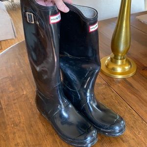 Black glossy tall Hunter boots